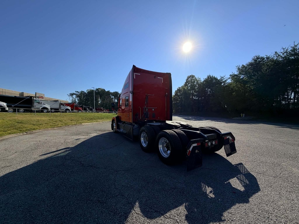 2023 Kenworth T680 in Knoxville, TN — photo 5