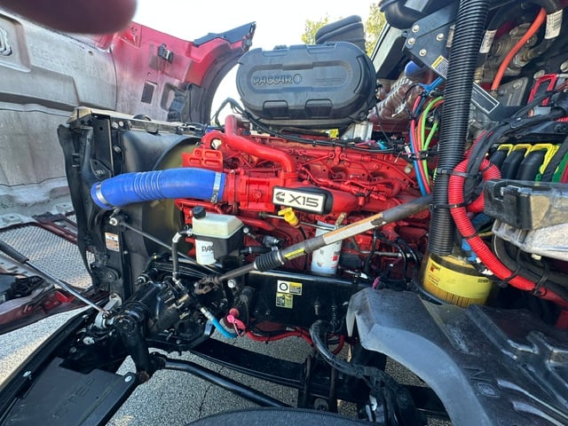 2023 Kenworth T680 in Chattanooga, TN — photo 6