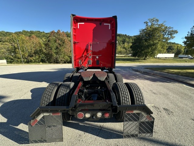 2023 Kenworth T680 in Chattanooga, TN — photo 5