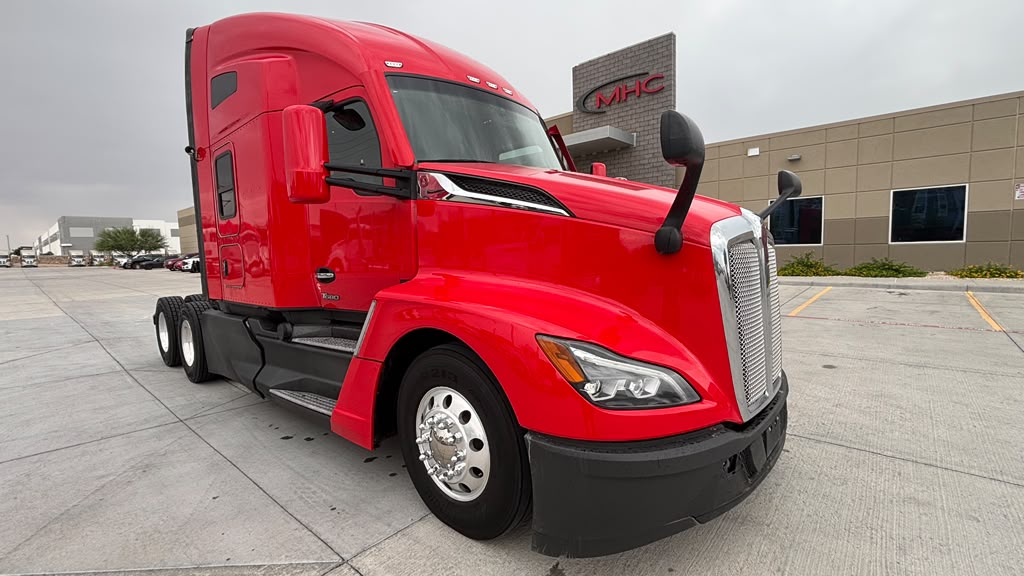 2023 Kenworth T680 in El Paso, TX