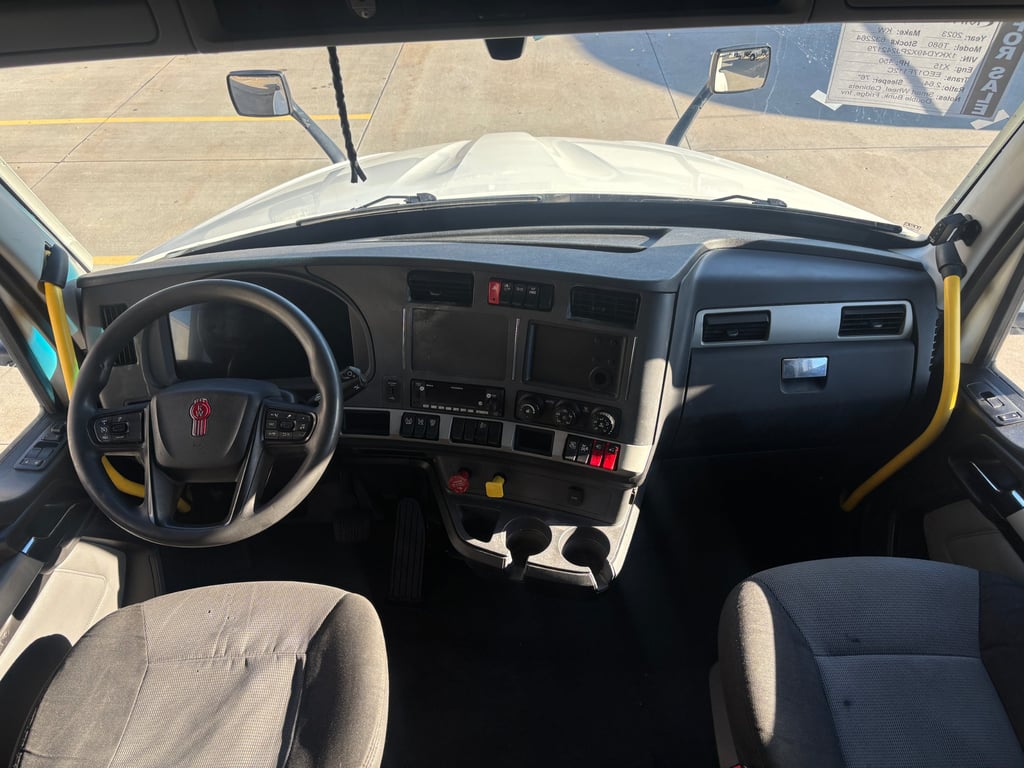 2023 Kenworth T680 in Omaha, NE — photo 3