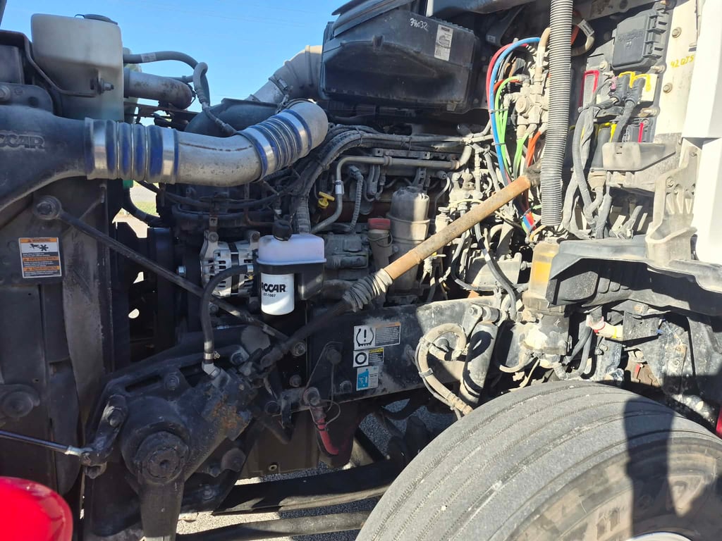 2018 Kenworth T880 in Quad Cities — photo 6