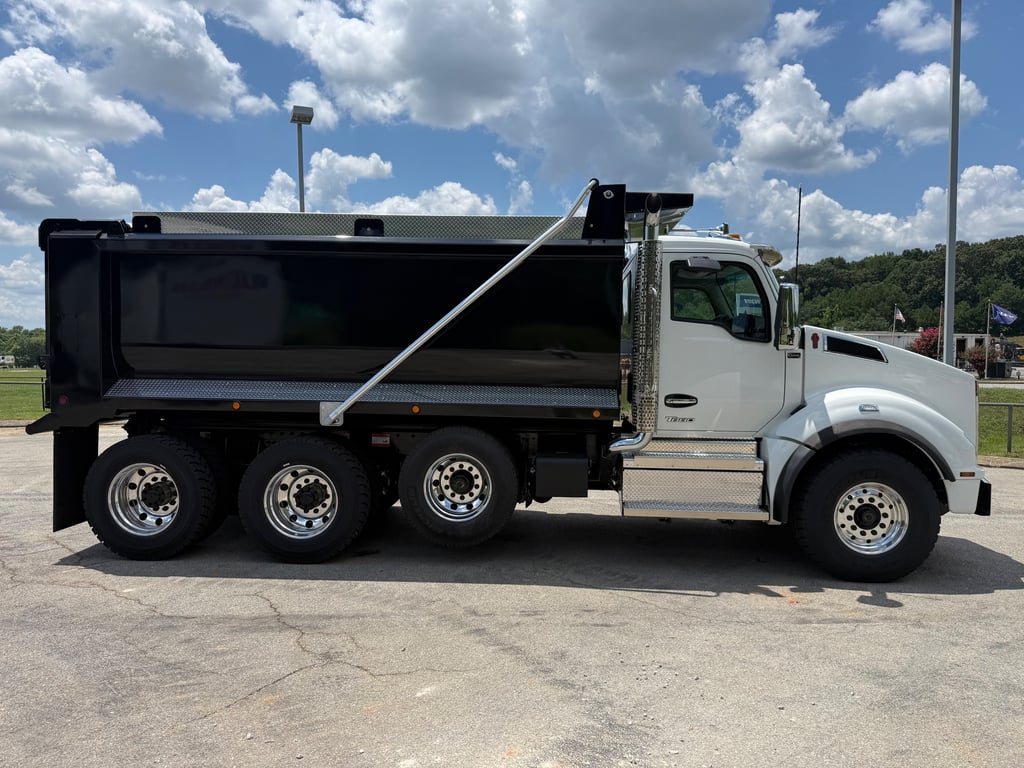 2027 Kenworth T880 in Chattanooga, TN — photo 7