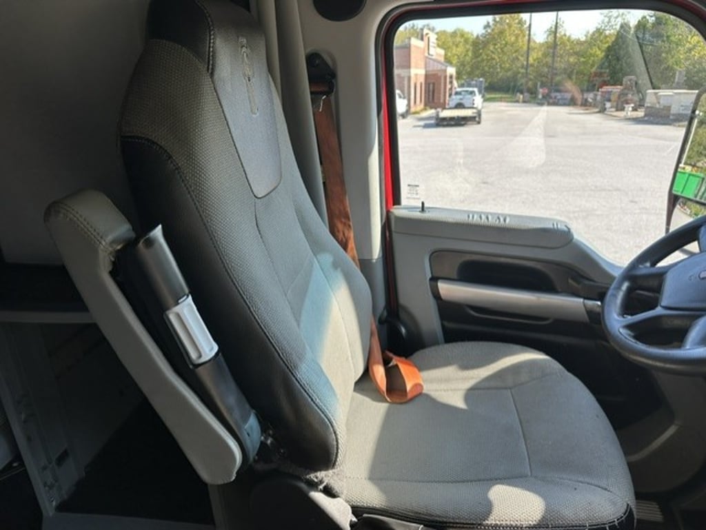 2022 Kenworth T680 in Fort Worth, TX — photo 7