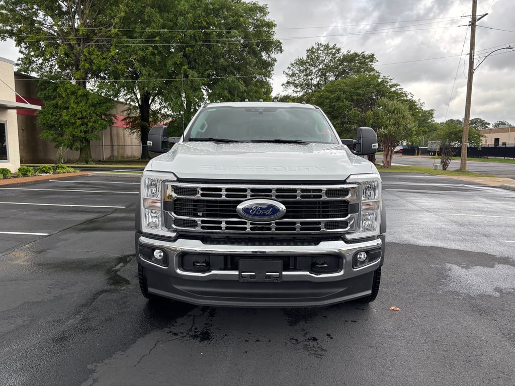 2027 Ford F-550 in Memphis, TN — photo 4