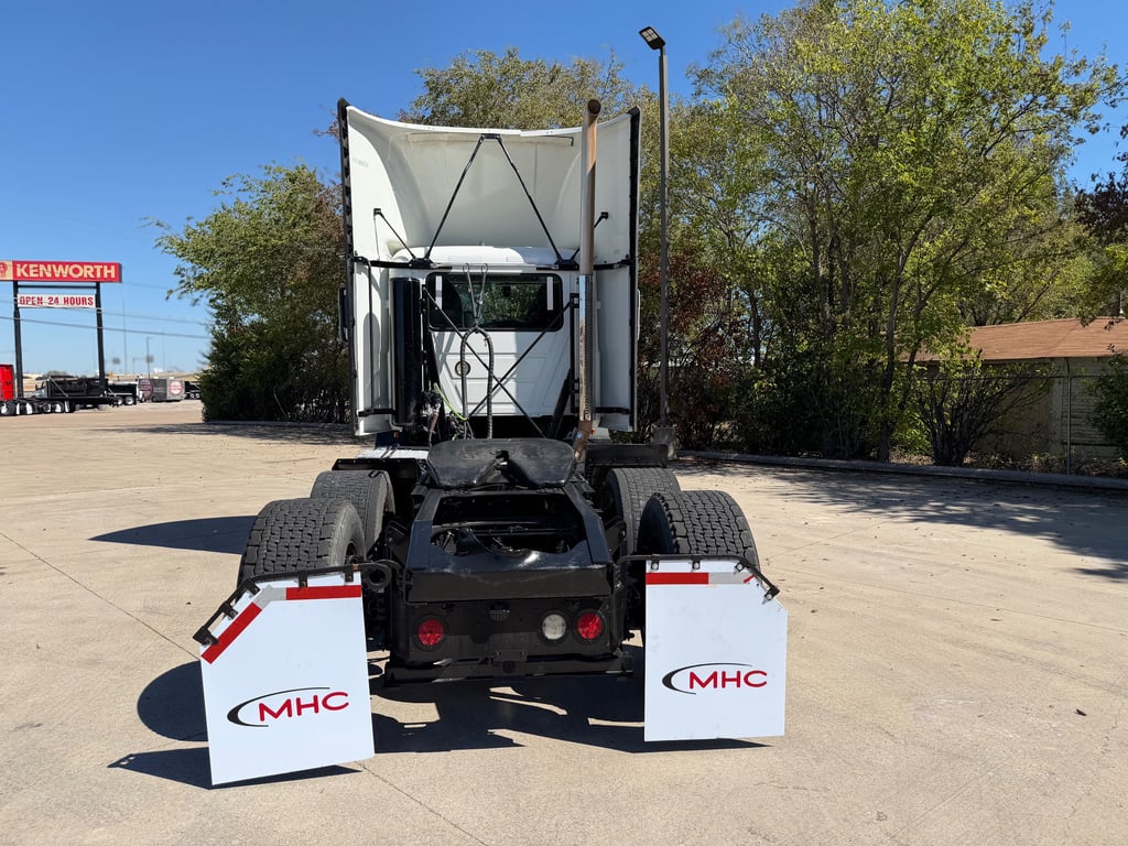 2023 Mack in Fort Worth, TX — photo 5