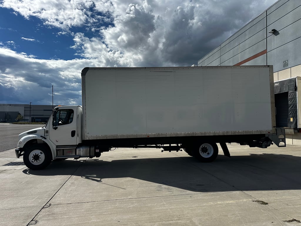 2022 Freightliner M2 106 in Denver, CO — photo 8