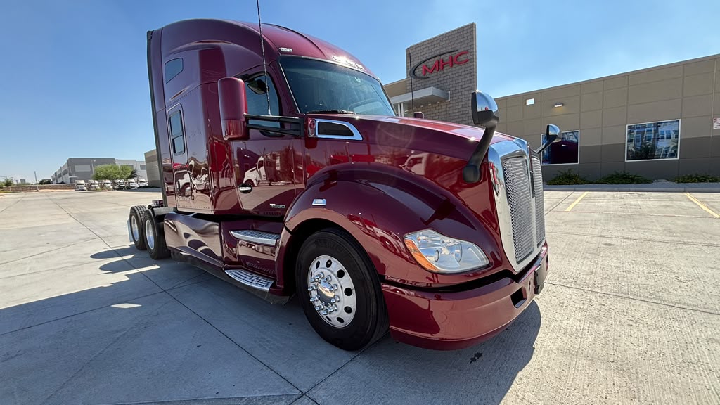 2022 Kenworth T680 in El Paso, TX