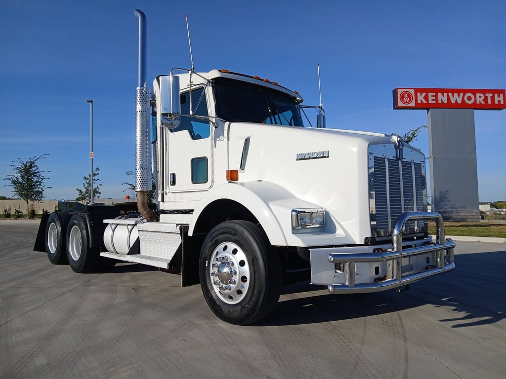 2020 Kenworth T800 in Des Moines