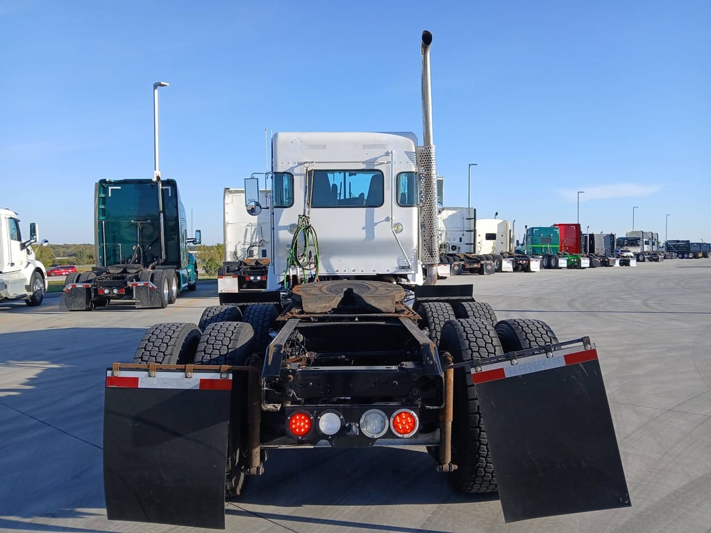 2020 Kenworth T800 in Des Moines — photo 5