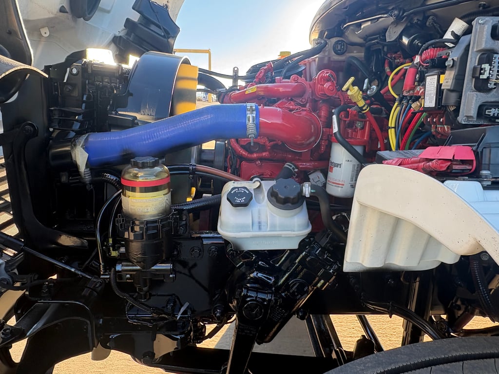 2022 Freightliner M2 106 in Denver, CO — photo 6