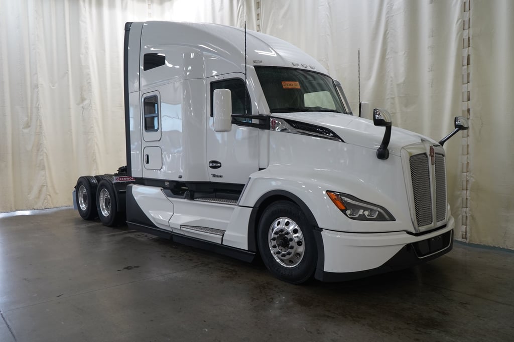 2027 Kenworth T680 in Joplin, MO