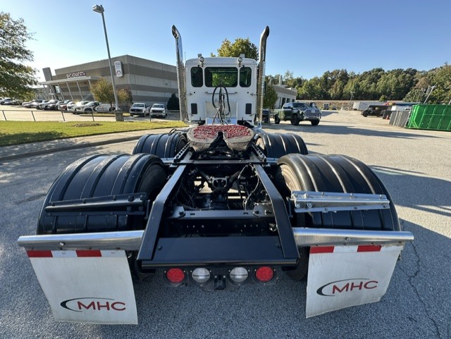 2025 Kenworth T880 in Chattanooga, TN — photo 5