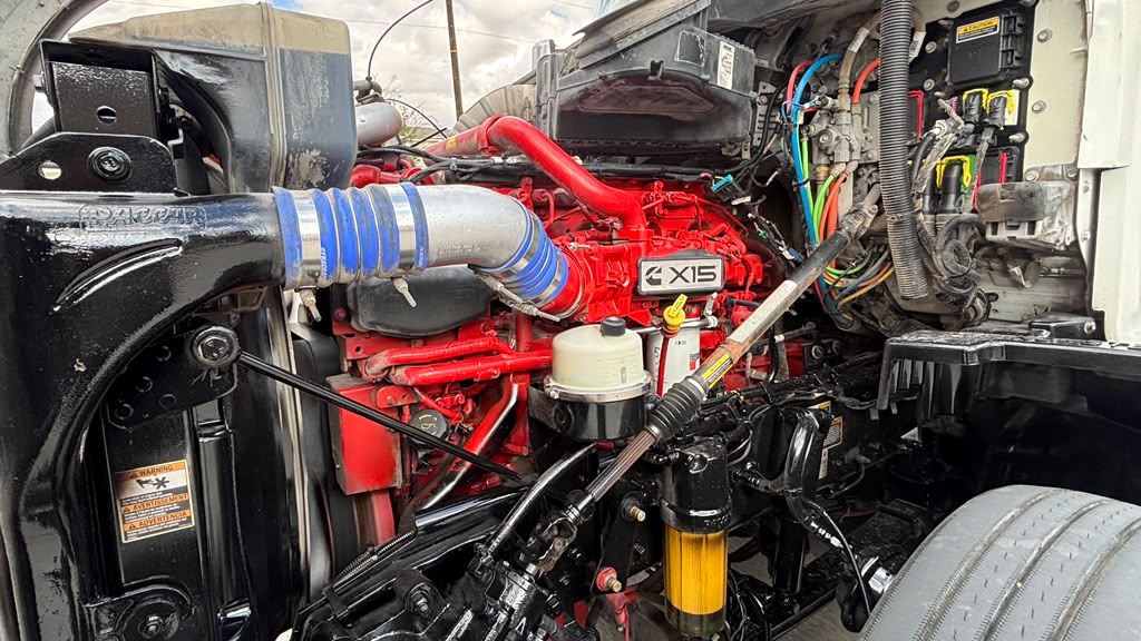 2022 Kenworth T680 in El Paso, TX — photo 6
