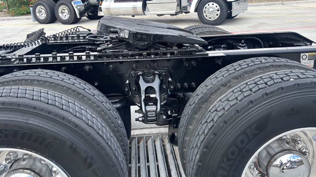 2022 Kenworth T680 in El Paso, TX — photo 4