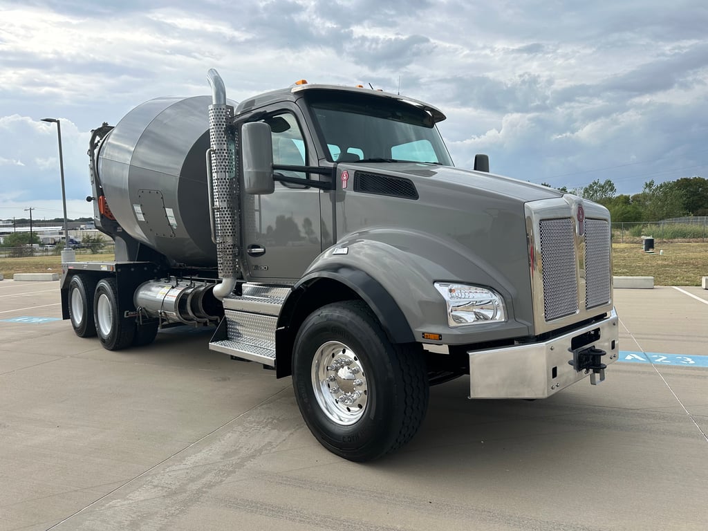 2026 Kenworth T880 in Fort Worth, TX