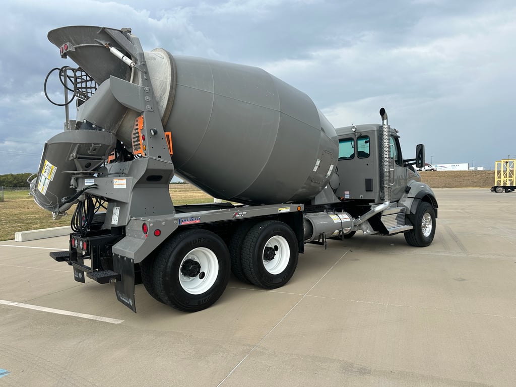 2026 Kenworth T880 in Fort Worth, TX — photo 3