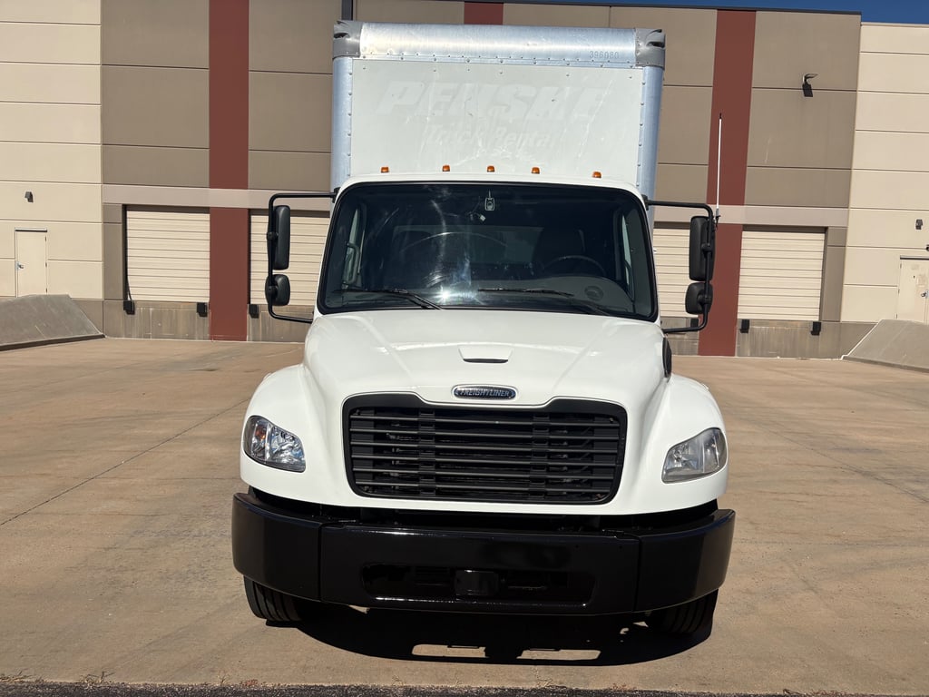 2022 Freightliner M2 106 in Denver, CO — photo 7