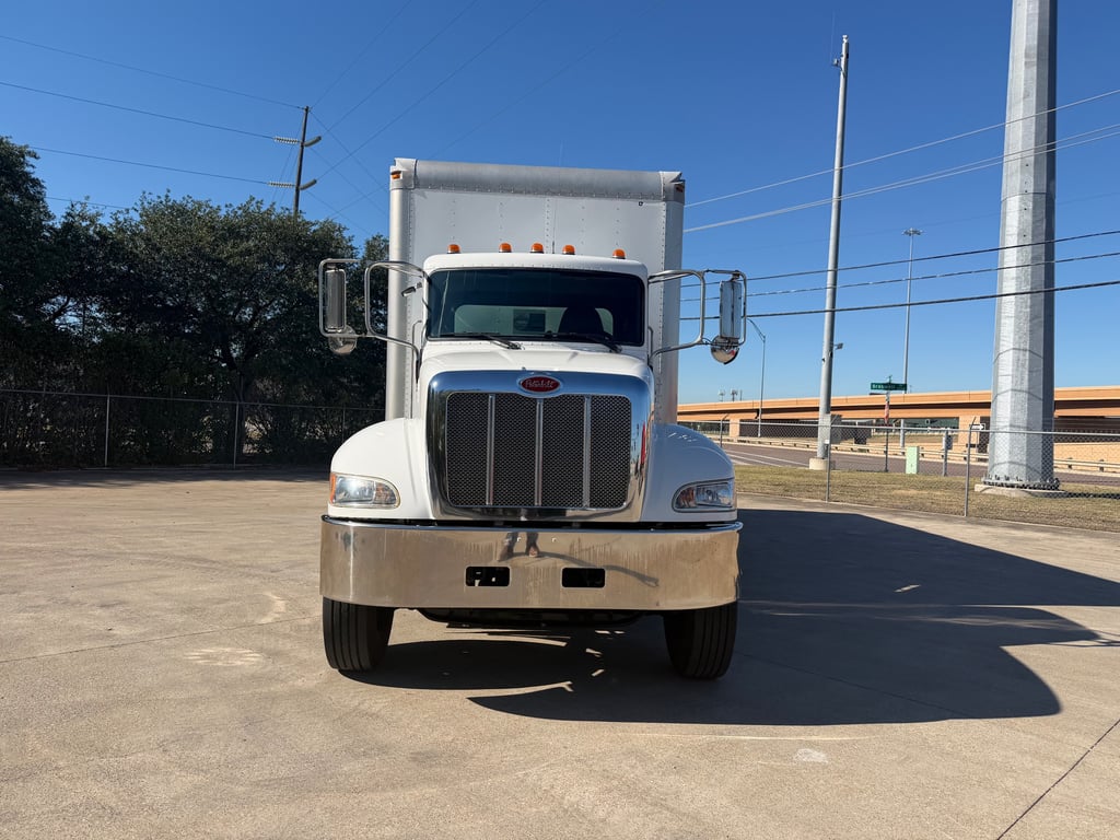 2020 Peterbilt 337 in Fort Worth, TX — photo 7