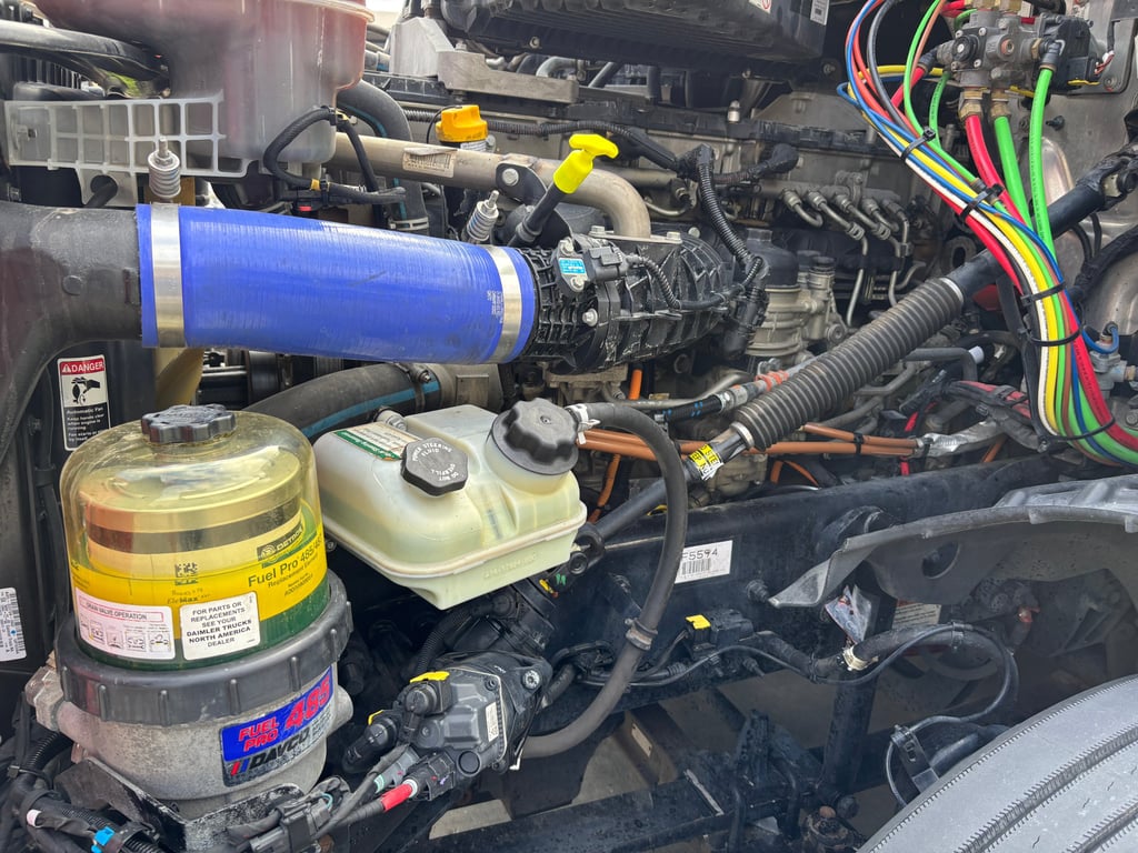 2023 Freightliner Cascadia in Omaha, NE — photo 6