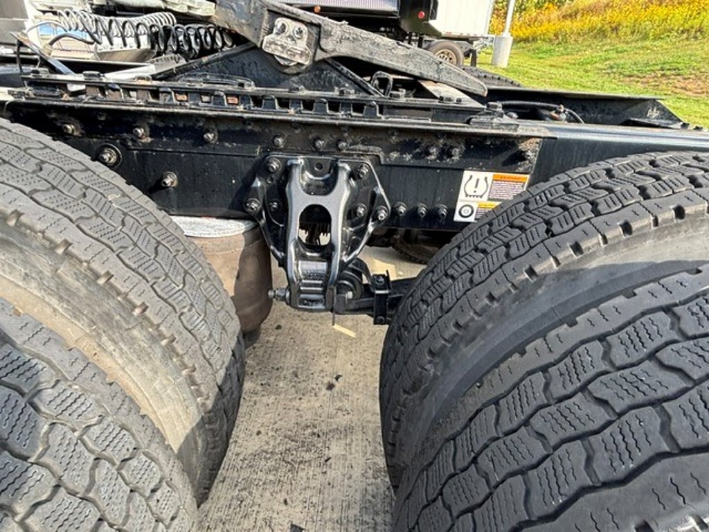 2021 Kenworth T680 in Knoxville, TN — photo 7