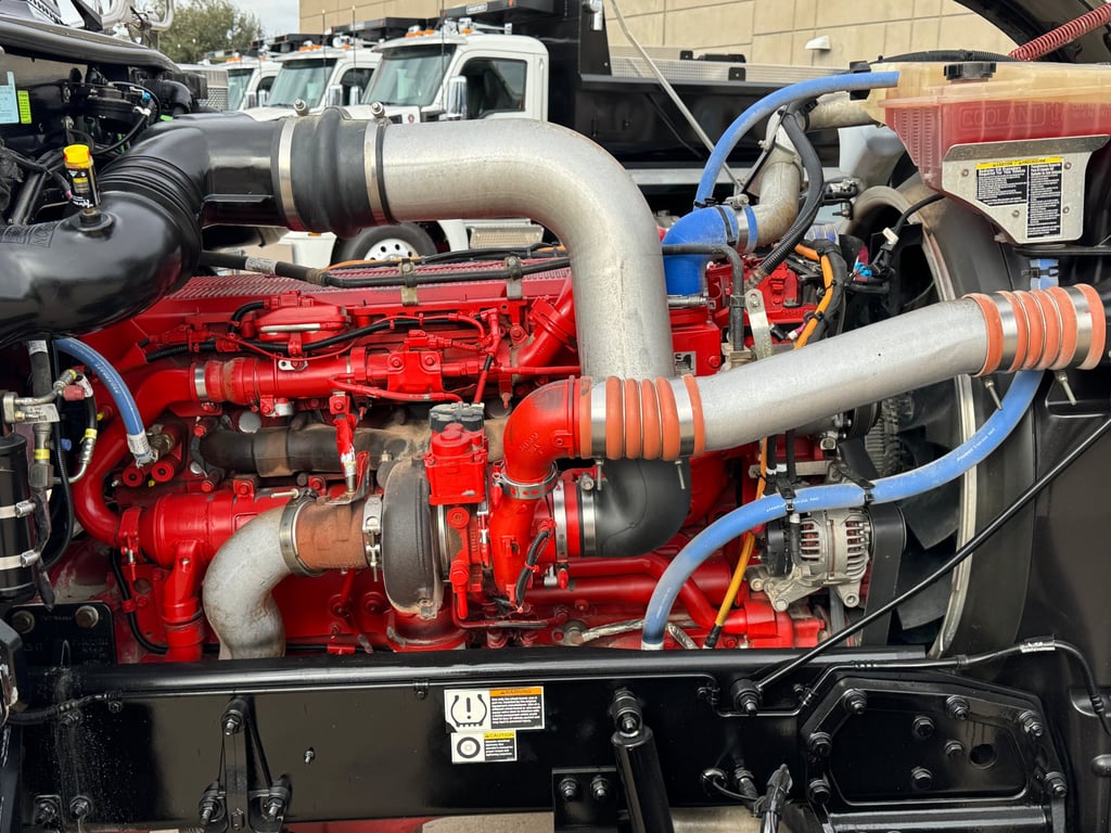 2024 Peterbilt 389 in Dallas, TX — photo 7