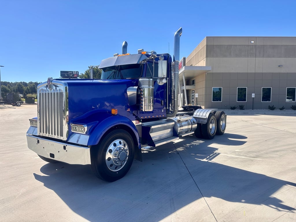 2021 Kenworth W900 in Charlotte