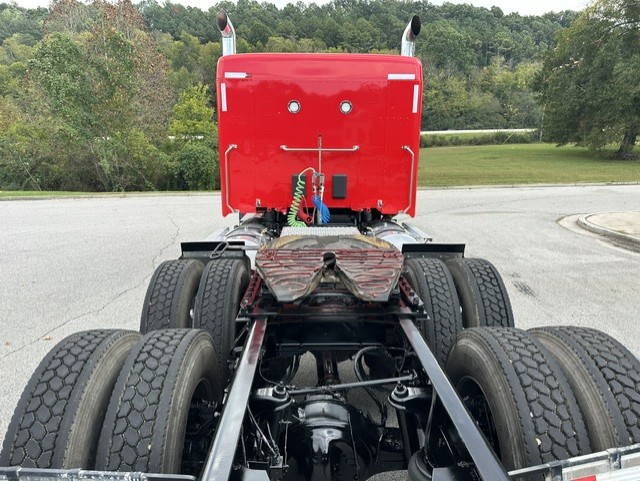 2024 Kenworth T880 in Chattanooga, TN — photo 5