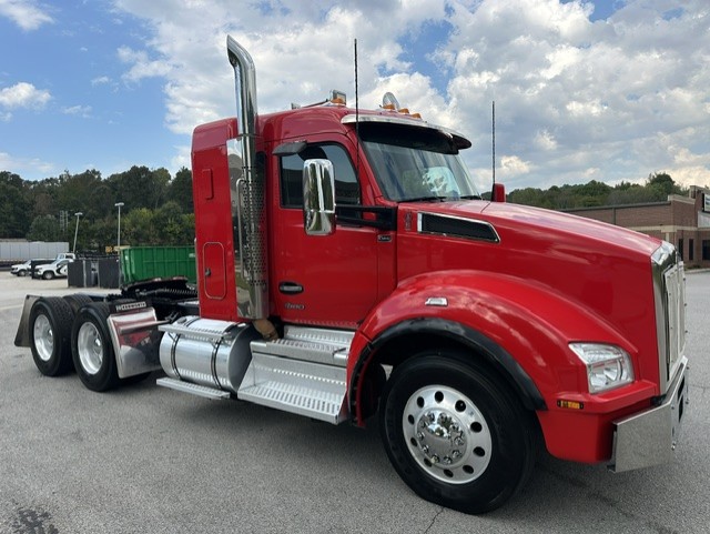 2024 Kenworth T880 in Chattanooga, TN