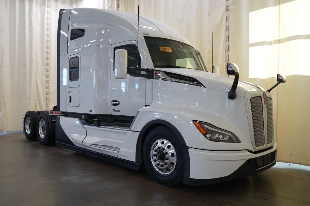 2027 Kenworth T680 in El Paso, TX