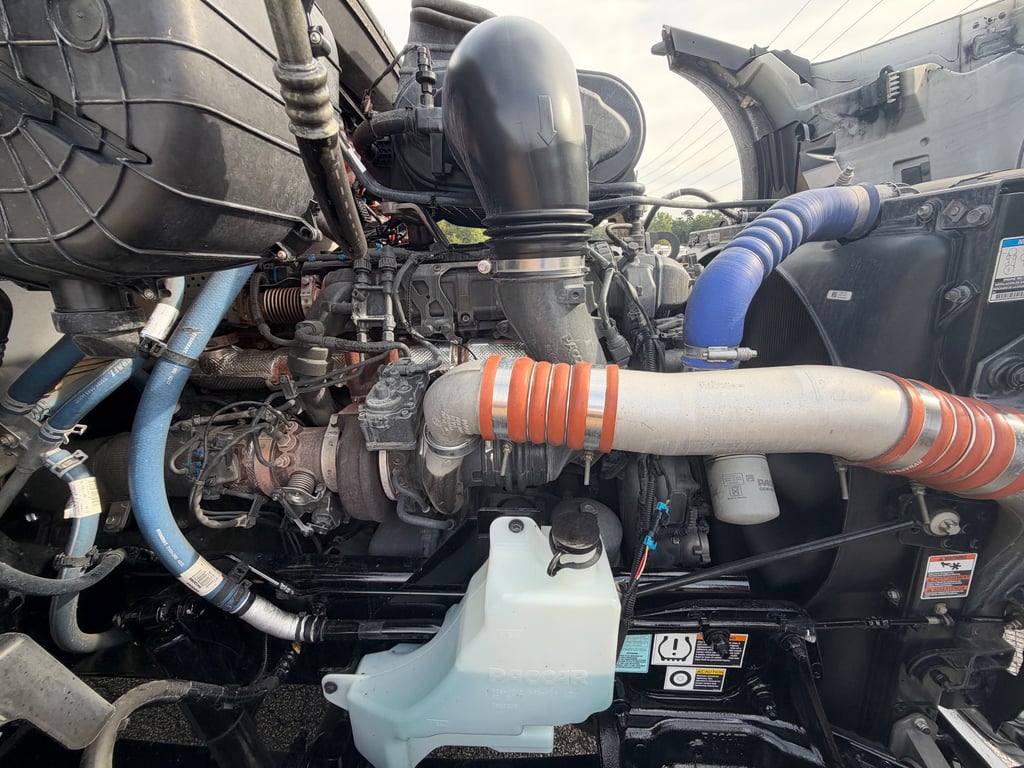 2023 Kenworth T680 in Atlanta — photo 5