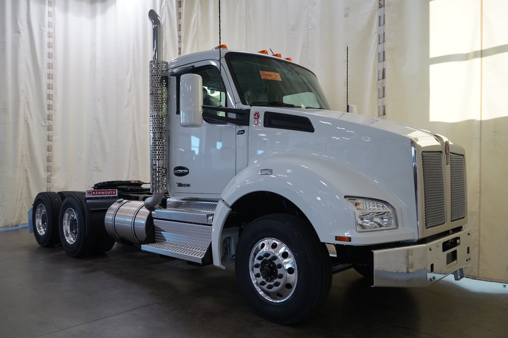 2027 Kenworth T880 in Oklahoma City, OK