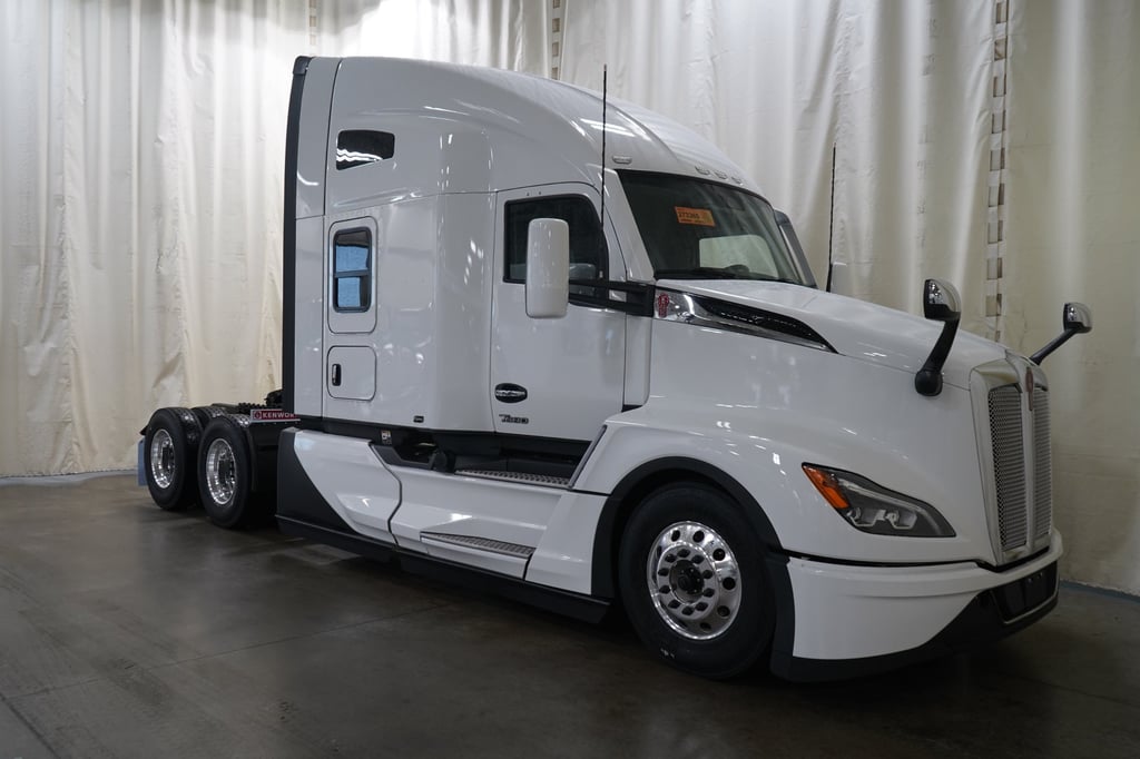2027 Kenworth T680 in El Paso, TX