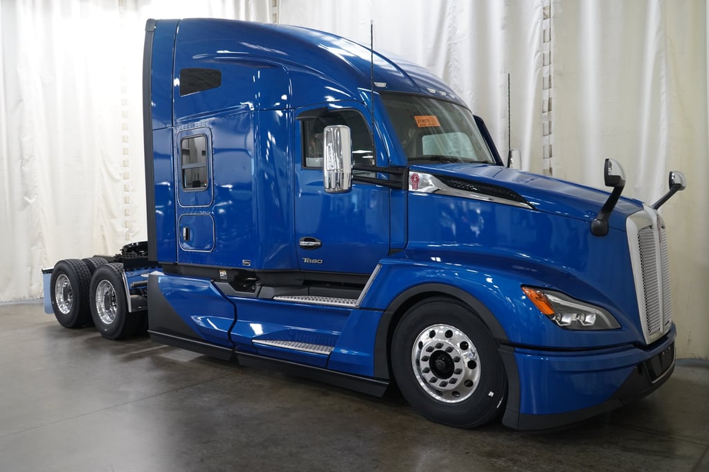 2027 Kenworth T680 in Springfield, MO