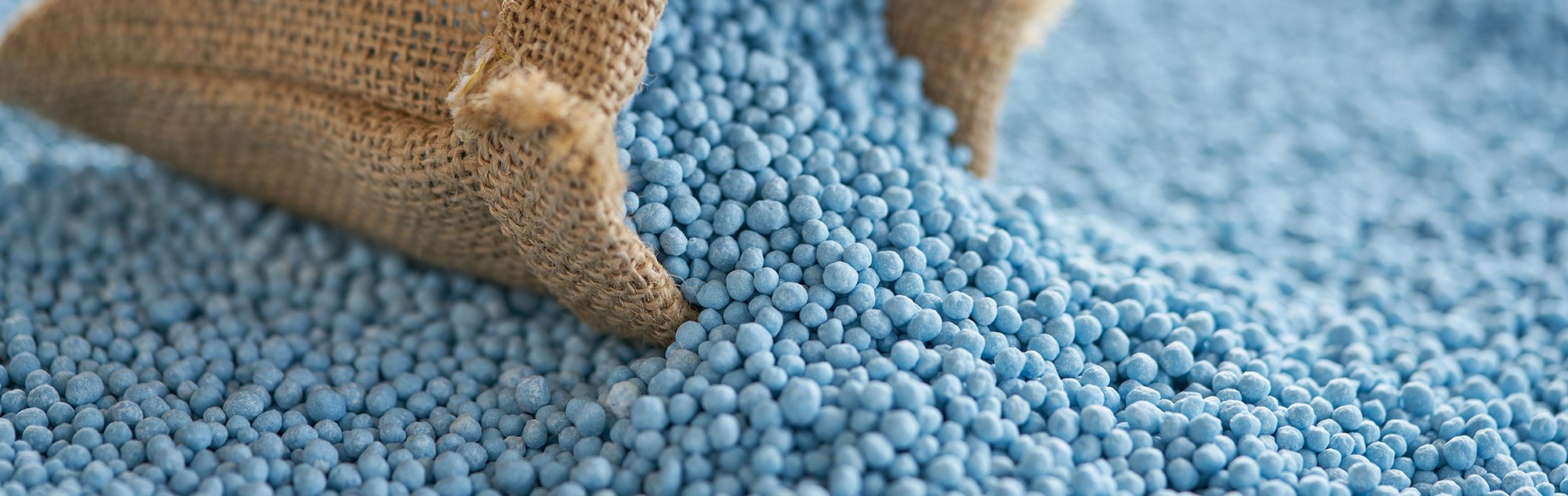 Powder applications for agrochemical