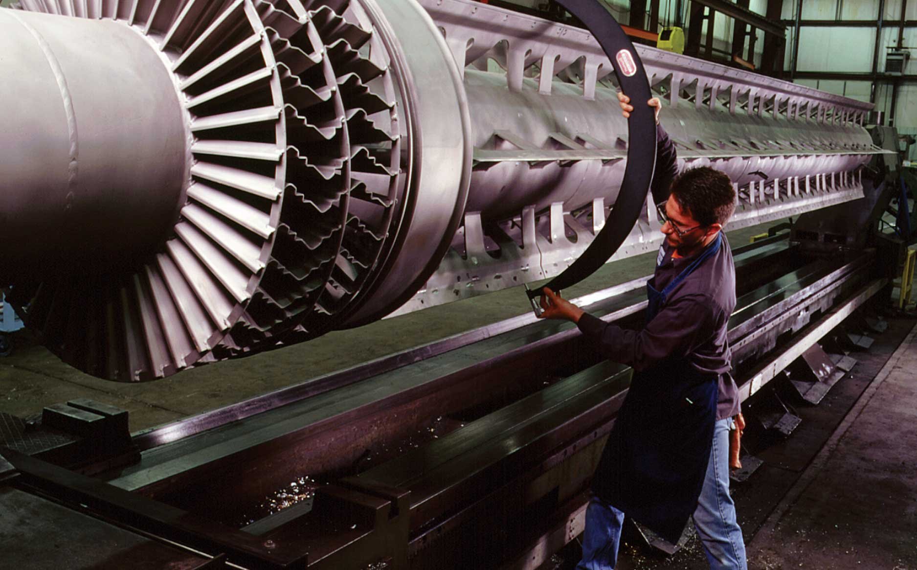 Fabricating thin film evaporators
