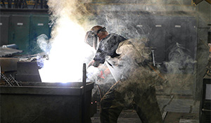 Sistema de braço localizado para Exaustão de fumos de solda | Nederman