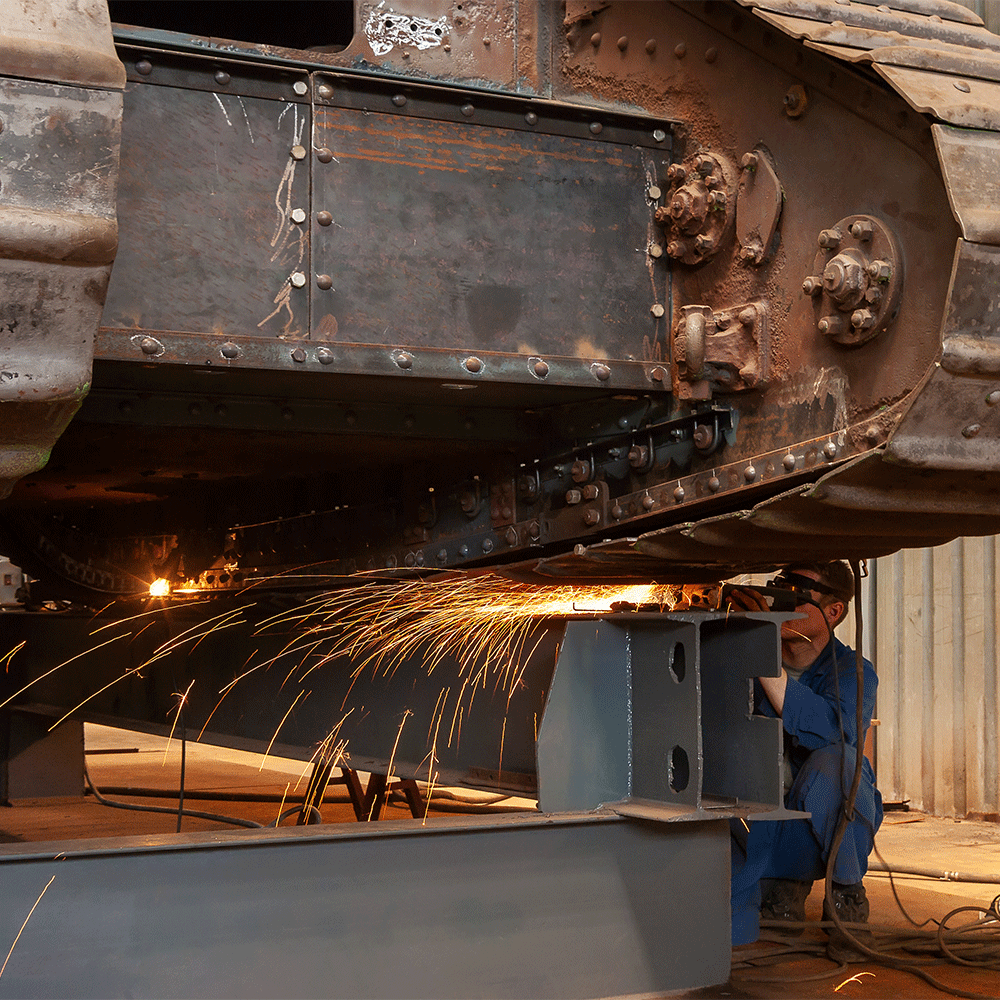 Metalurgia em equipamentos militares