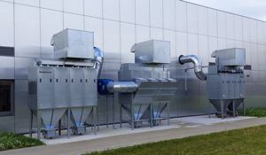 Captação e filtragem | Como captação e filtragem de ar para minimizar os riscos dos gases industriais, considere basicamente sistemas e equipamentos compostos por ventiladores, exaustores, mangotes e filtros.  | Saiba mais | Nederman