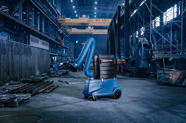 Nederman FilterCart mobile extraction unit in an industrial facility