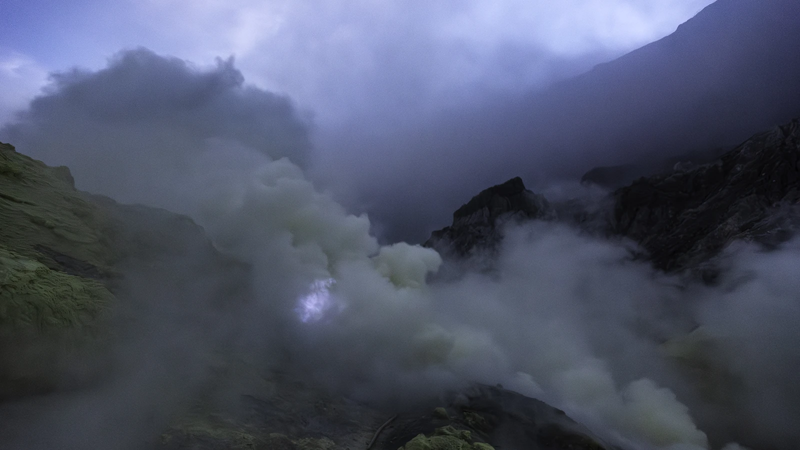 Dum Spiro Spero - The Blue Fire