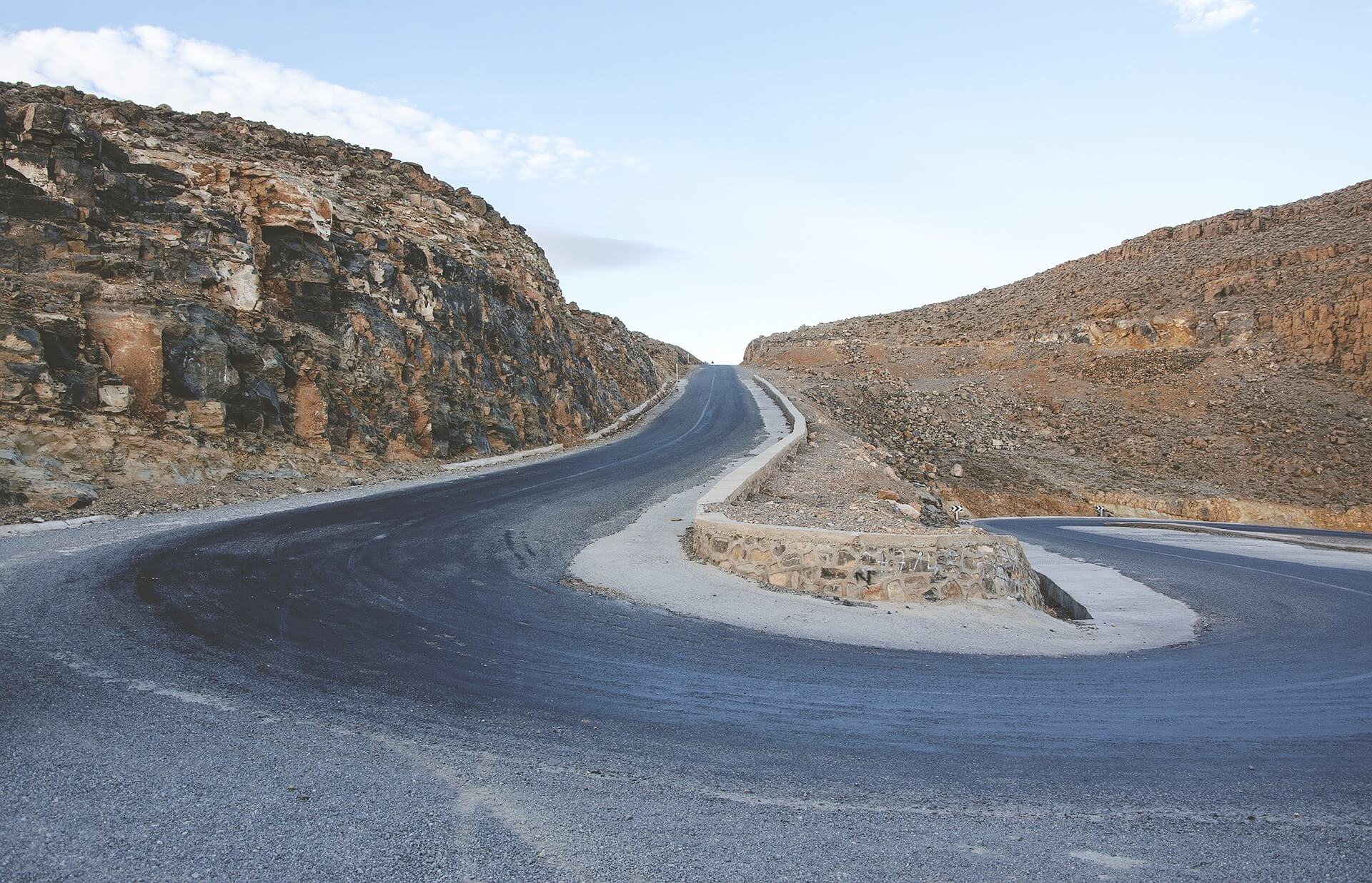 road-839573_1920