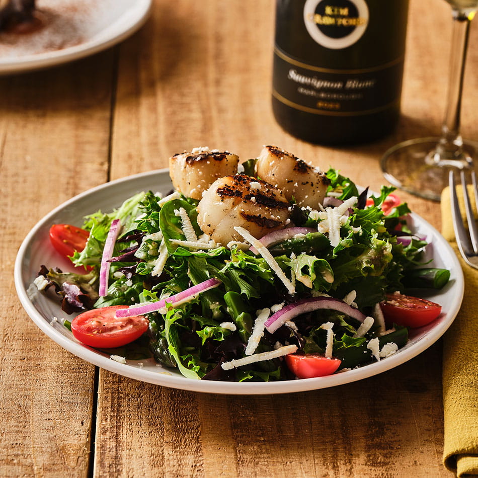 LEMON BALSAMIC SALAD WITH SCALLOPS