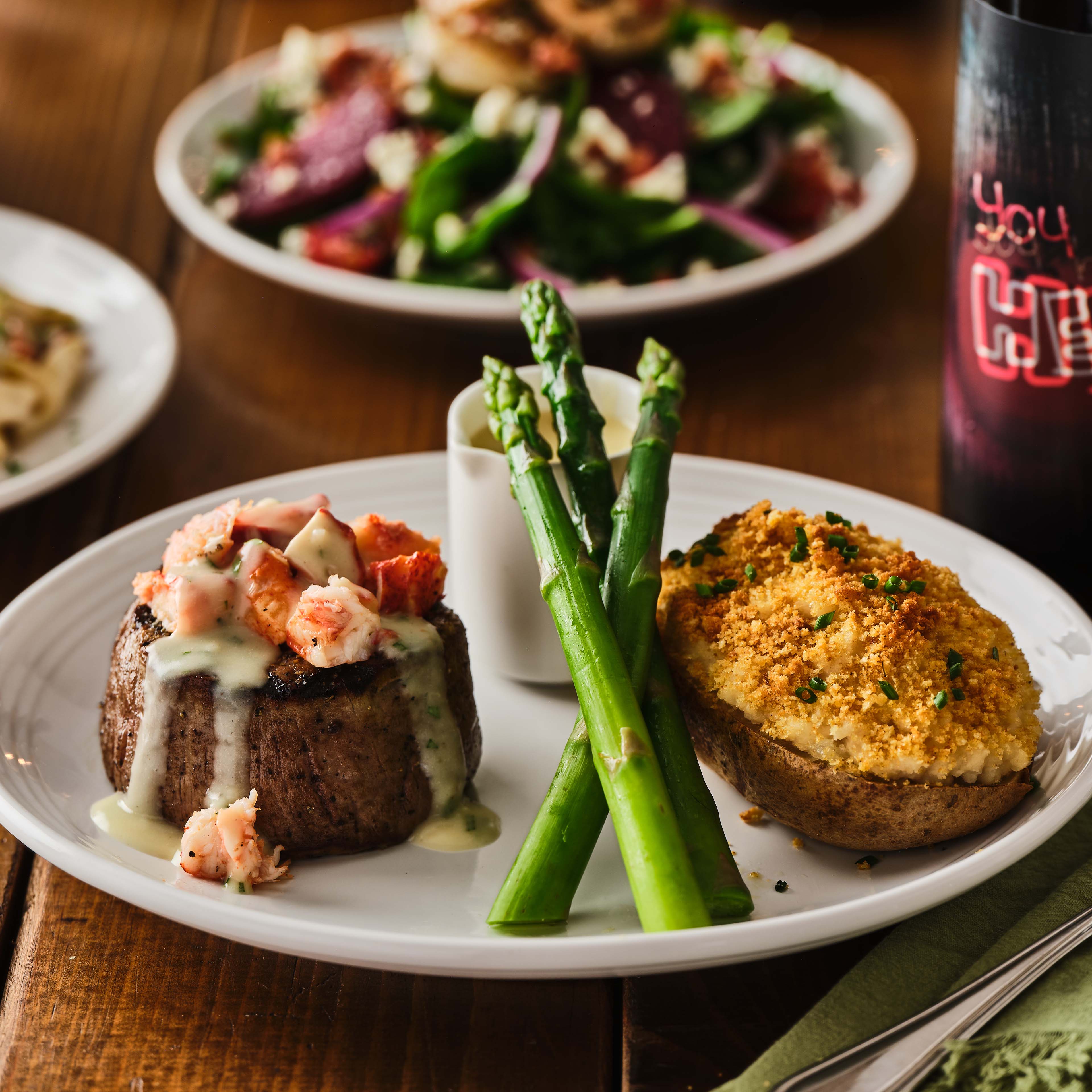 Filet & Lobster Béarnaise