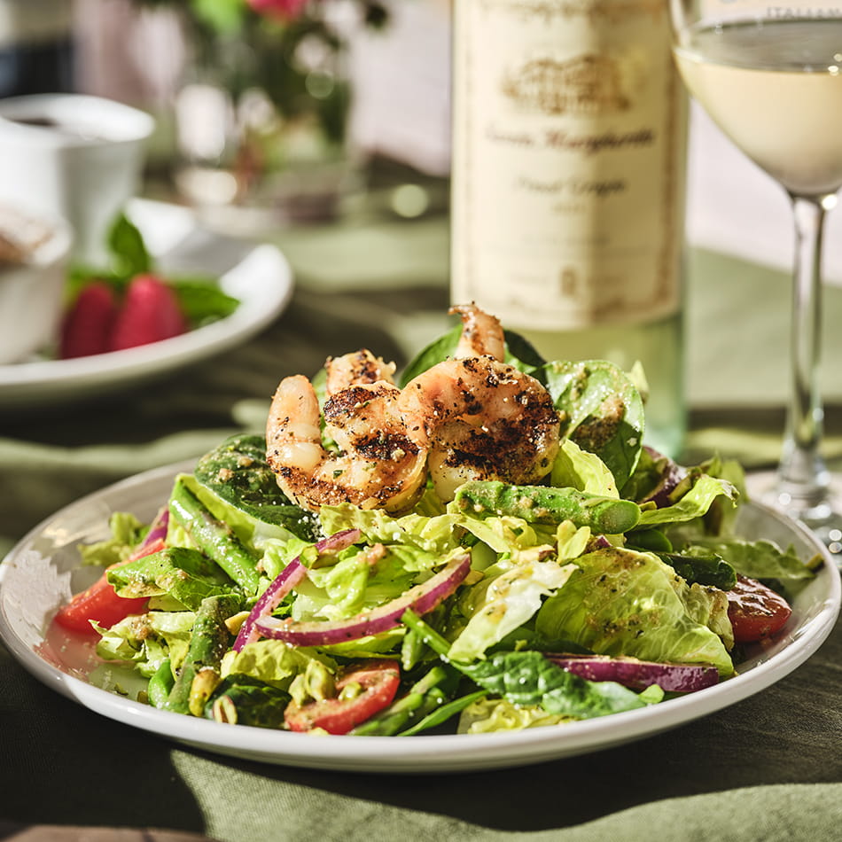 Red Pepper Pesto Salad with Shrimp