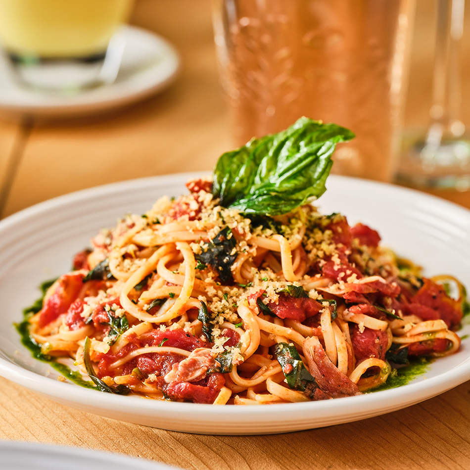 LINGUINE POSITANO WITH BASIL OIL