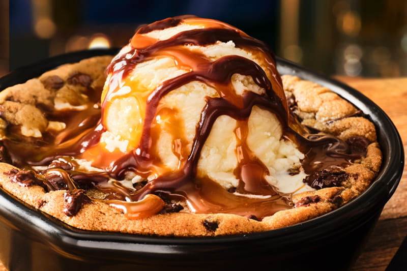Outback Steakhouse Specials - Chocolate Chip Cookie Skillet