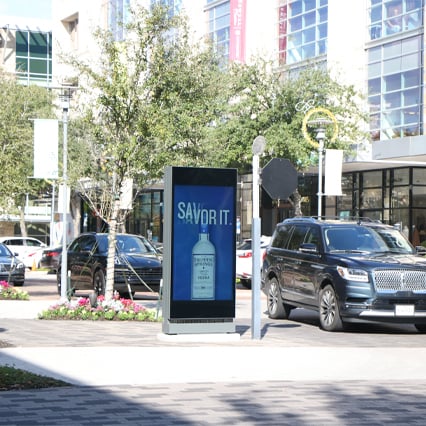 out of home advertising houston texas digital street furniture