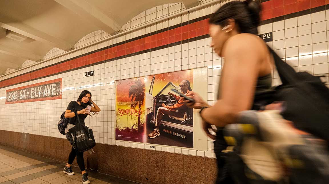 Snoop Dogg featured in static subway station ad for Skechers