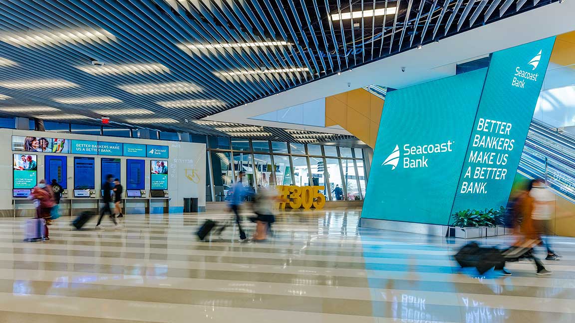 Seacoast Bank DOOH at Brightline station